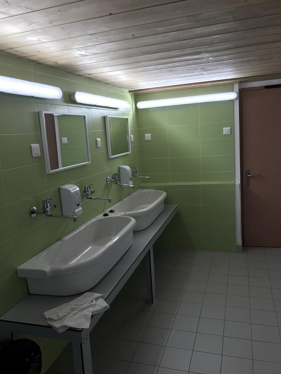 Fleur Des Neiges Hostel Chamonix Buitenkant foto