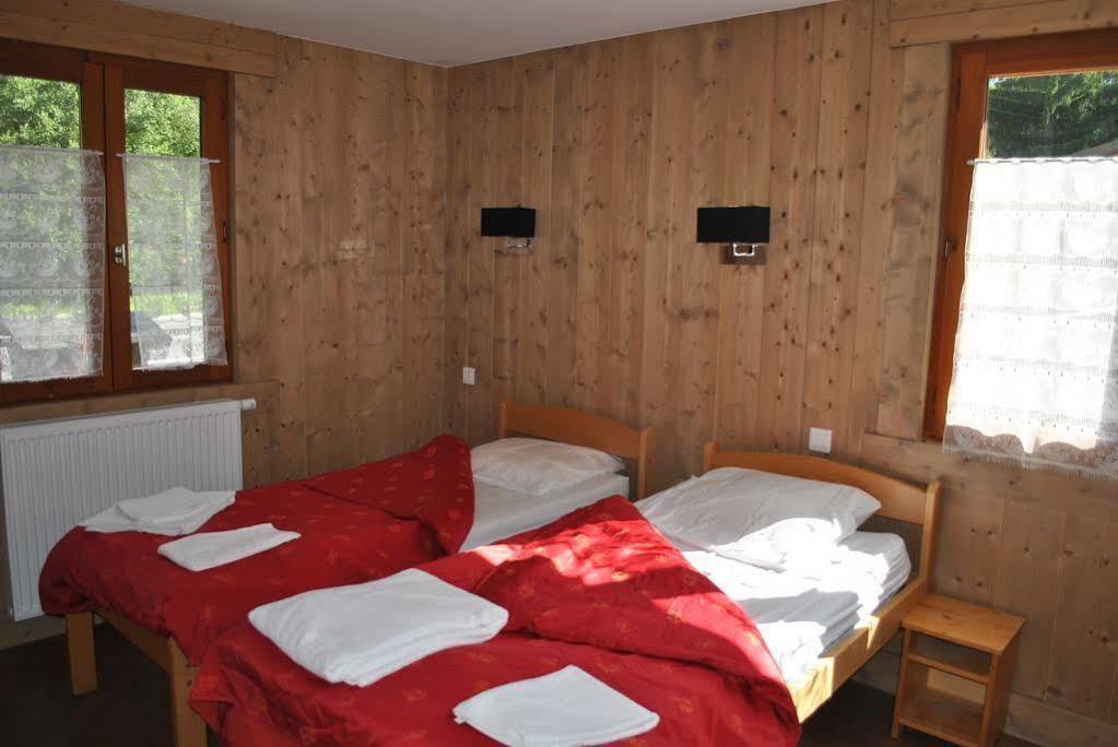 Fleur Des Neiges Hostel Chamonix Buitenkant foto